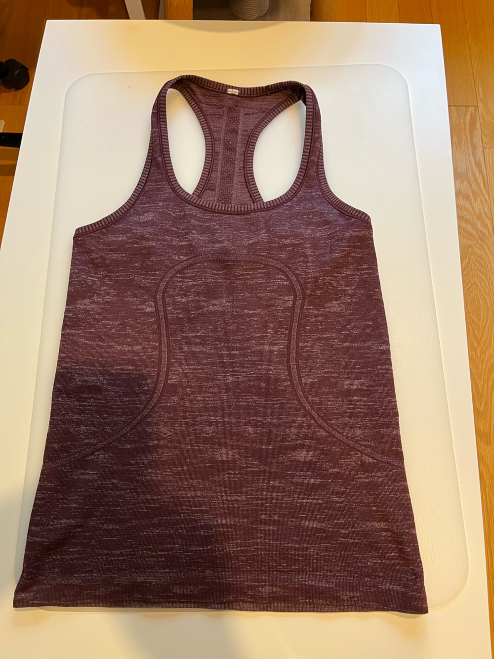LULULEMON Women’s Racerback Tank Top in Burgundy